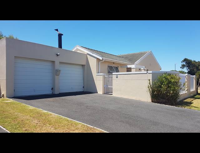 3 BEDROOM HOUSE FOR SALE IN SUNNINGDALE